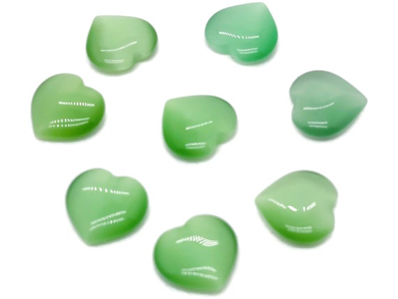 Green Cats Eye Heart Gemstone Flat – Heart Crystal - Healing Stones – Carving Heart - Natural stones - 20x20x6 - HE1086