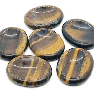 Tiger Eye Worry Stone –  Polished Tigers Eye Stone – Healing Crystal – Protection Stone – Lucky Stone  - 4.5x3.5cm - WO1042