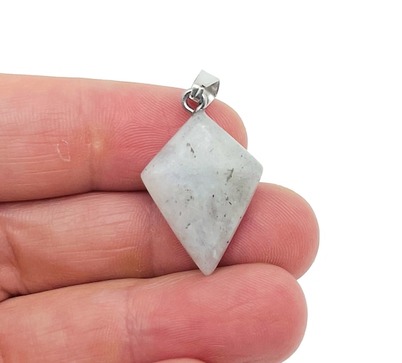 Labradorite Gemstone for Pendant - Triangle Geometric Gemstone Pendant - Natural Gemstone Jewelry - For Women Lucky Pendant - NC1426