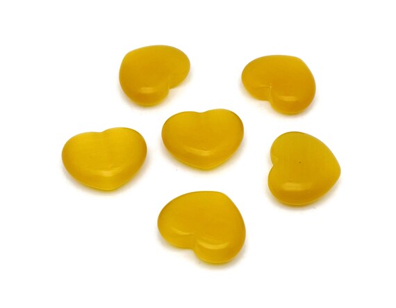 Yellow Cats Eye Heart Gemstone – Heart Crystal - Healing Stones – Carving Heart - Natural stones - 30x25x10 - HE1280