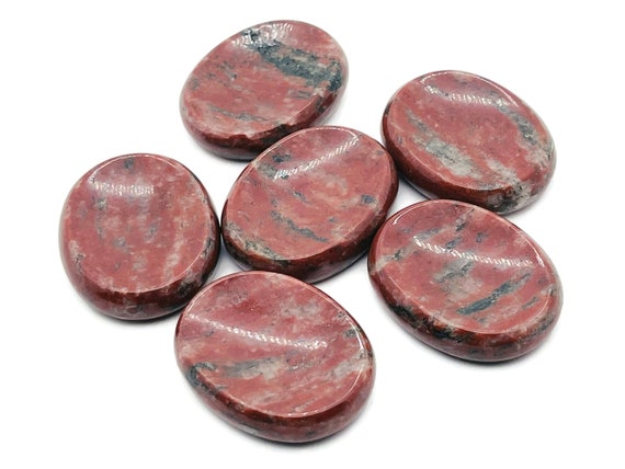 Red Sesame Jasper Worry Stone – Crystal Worry Stone – Pocket Stone – Healing Crystal - 4.5x3.5cm - WO1060