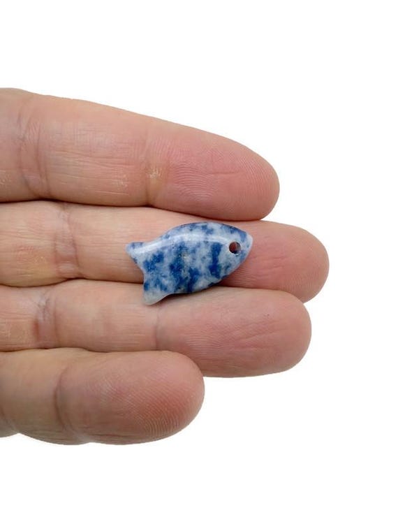 Sodalite Fish Shape Crystal Pendant – Healing Stone Fish Charm for Jewelry - NC1888