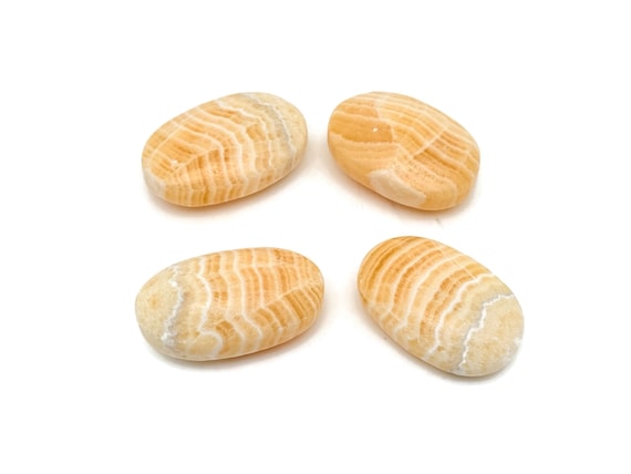 Yellow Calcite Palm Stone – Spa GemStone –Natural Gemstone – Relaxing - Worry Stone - Energy Gemstone - PA1058