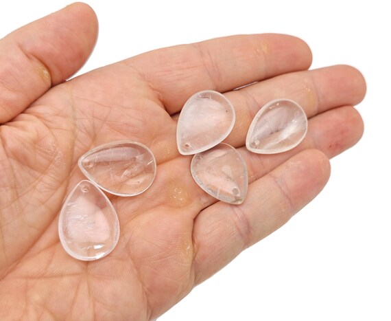 Clear Quartz Dainty Drop Crystal Pendants - Gemstone Necklace Pendant - Luxury Jewelry - DIY Jewelry Making - NC1643