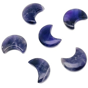 Amethyst Gemstone Moon - Crystal Moon - Carved Moon - Healing Crystal - Gemstone Crescent – 3×1.6cm – MO1059