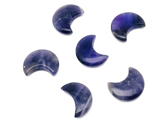 Amethyst Gemstone Moon - Crystal Moon - Carved Moon - Healing Crystal - Gemstone Crescent – 3×1.6cm – MO1059