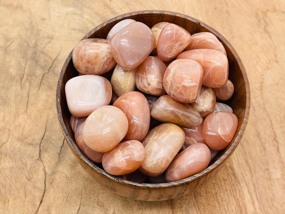 Peach Moonstone Tumbled Stone - Orange Moonstone - Rainbow