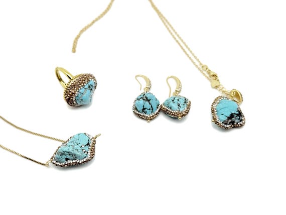 Turquoise Jewelry Set – Raw Stone Necklace, Bracelet, Earrings & Ring – Gold Crystal Framed Boho Gift Set - Crystal Gifts - NC1947