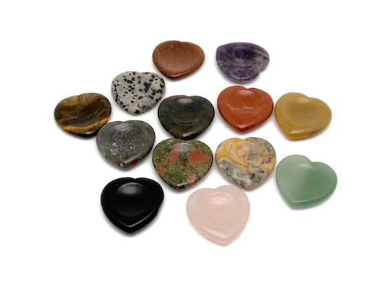 Heart Worry Stone – Crystal Worry Stone – Relaxing Heart Chakra - Travel Crystals - Stress Reducing - WOMIX2