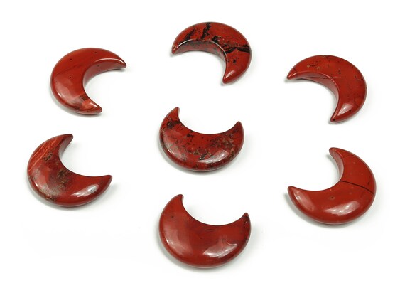 Red Jasper Gemstone Moon - Crystal Moon - Carved Moon - Healing Crystal - Gemstone Crescent – 3×1.6cm – MO1038