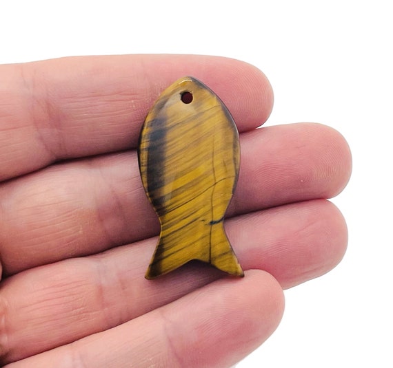 Tiger Eye Fish Carving Gemstone Pendants - Pisces Zodiac Hole Crystal Fish - Reiki Healing Bulk Polished - Gift for Swimmer - NC1464