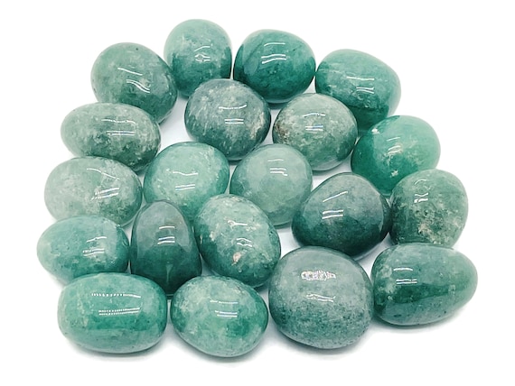 Green Strawberry Quartz Tumbled Stone - Healing Crystals Stones - Home Decor – TU1198