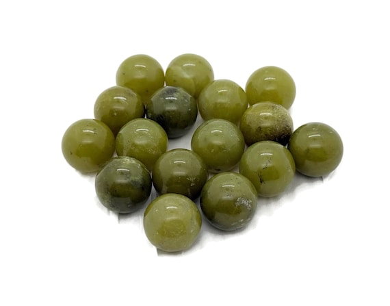 Green Jade Sphere Gemstone – Crystal Sphere - Healing Stone – Crystal Ball – Crystal Décor – 20mm - SP1130