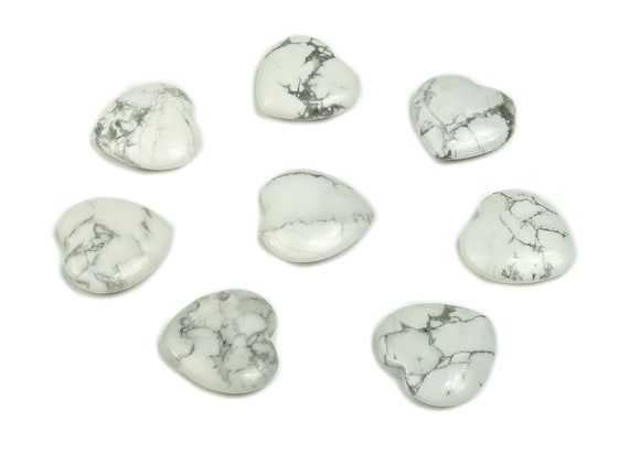 Howlite Heart Gemstone Flat – Heart Crystal - Healing Stones – Carving Heart - Natural stones - 20x20x6 - HE1063