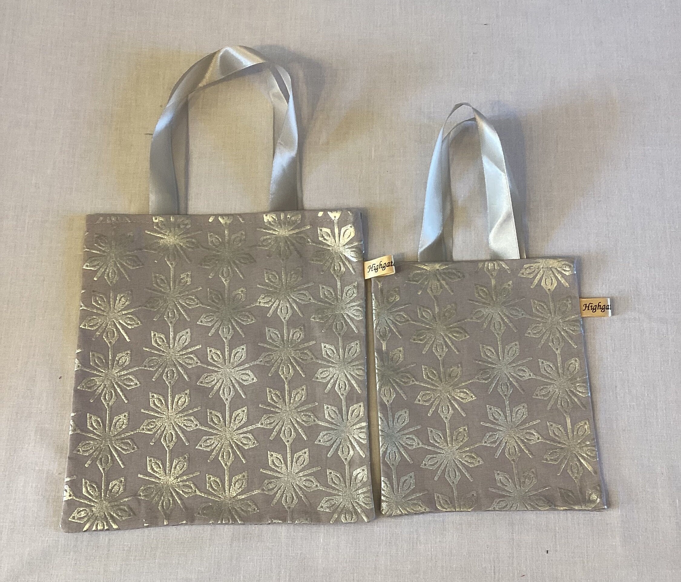 Christmas Fabric Gift Bags Ecofriendly, Reusable Fabric Gift Bags