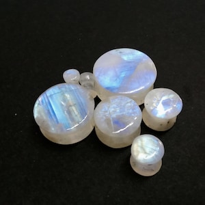 Best Quality Natural Rainbow Moonstone Smooth Circle Earplugs, Blue Flash Moonstone Plugs Earrings, White Moonstone Earlobe Earrings, gauges image 7