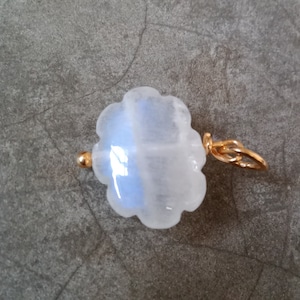 Natural Rainbow Moonstone 14x18mm Cloud Charms, Drilled Moonstone, Cloud Moonstone, Gold Clouds, Moonstone Cloud Pendants, Gemstone Clouds