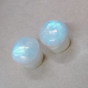 Single Flared Rainbow Moonstone Smooth Earplugs, Blue Moonstone Plugs Earrings, White Moonstone Earlobe Earrings, Gauge 14G (2mm) to 30mm