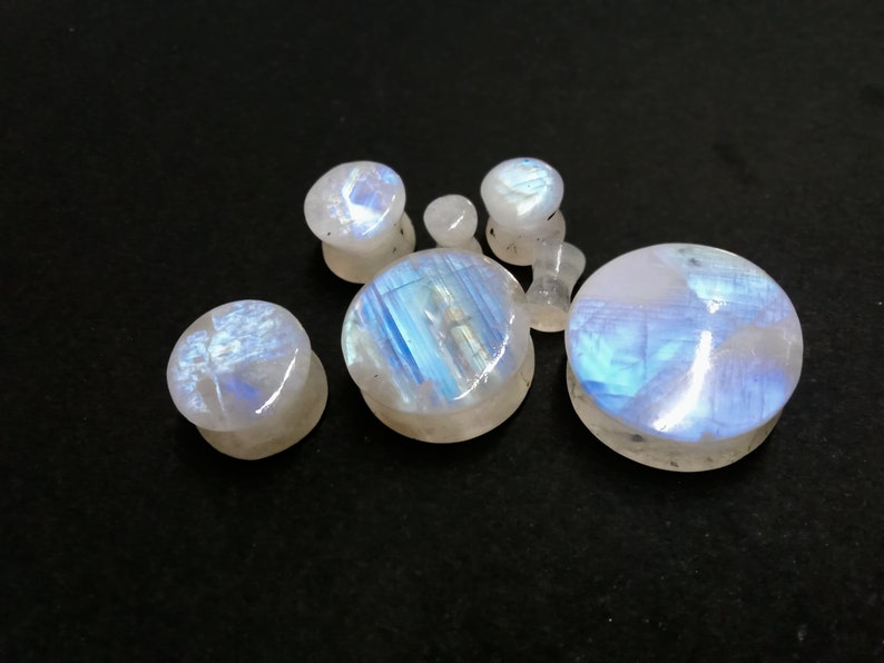 Best Quality Natural Rainbow Moonstone Smooth Circle Earplugs, Blue Flash Moonstone Plugs Earrings, White Moonstone Earlobe Earrings, gauges image 4