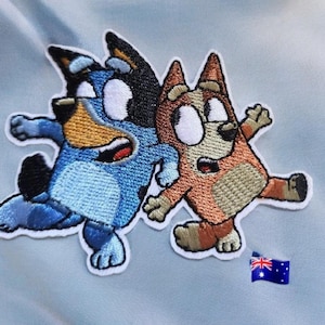 1 kartonnen doos Puppies Bluey's Friends opstrijkbare borduurpatch 8,5 x 6 cm
