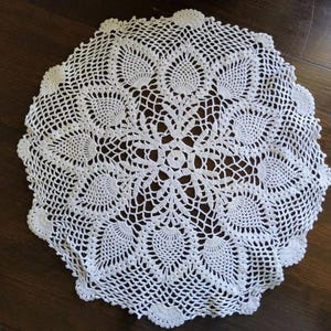 Vintage Cotton Crochet Lace Hand Made Large Centrepiece White Doily