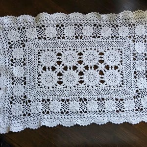 Vintage Cotton Crochet Lace White Large Centrepiece Doily