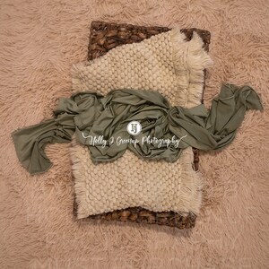 Newborn Basket Beige Sage Digital Background