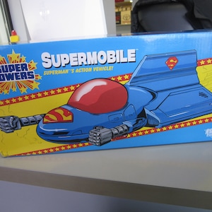 Super Powers Supermobile, NIB McFarlane Toys