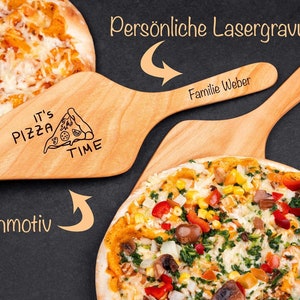 Pizza lifter with personalized engraving