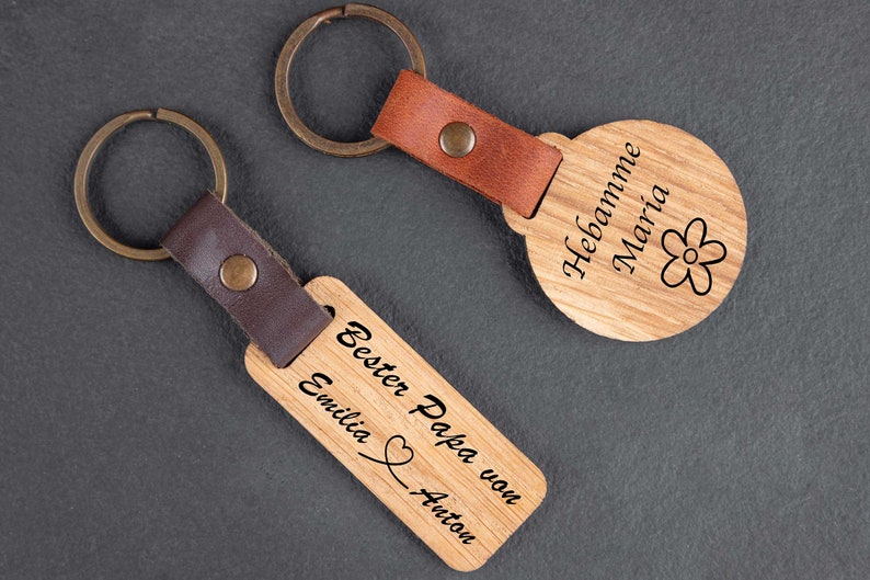 Schlüsselanhänger personalisiert aus Holz mit individueller Gravur Bild 7