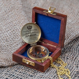 Personalized compass made of brass with a vintage look with your desired engraving and a stylish wooden box image 8