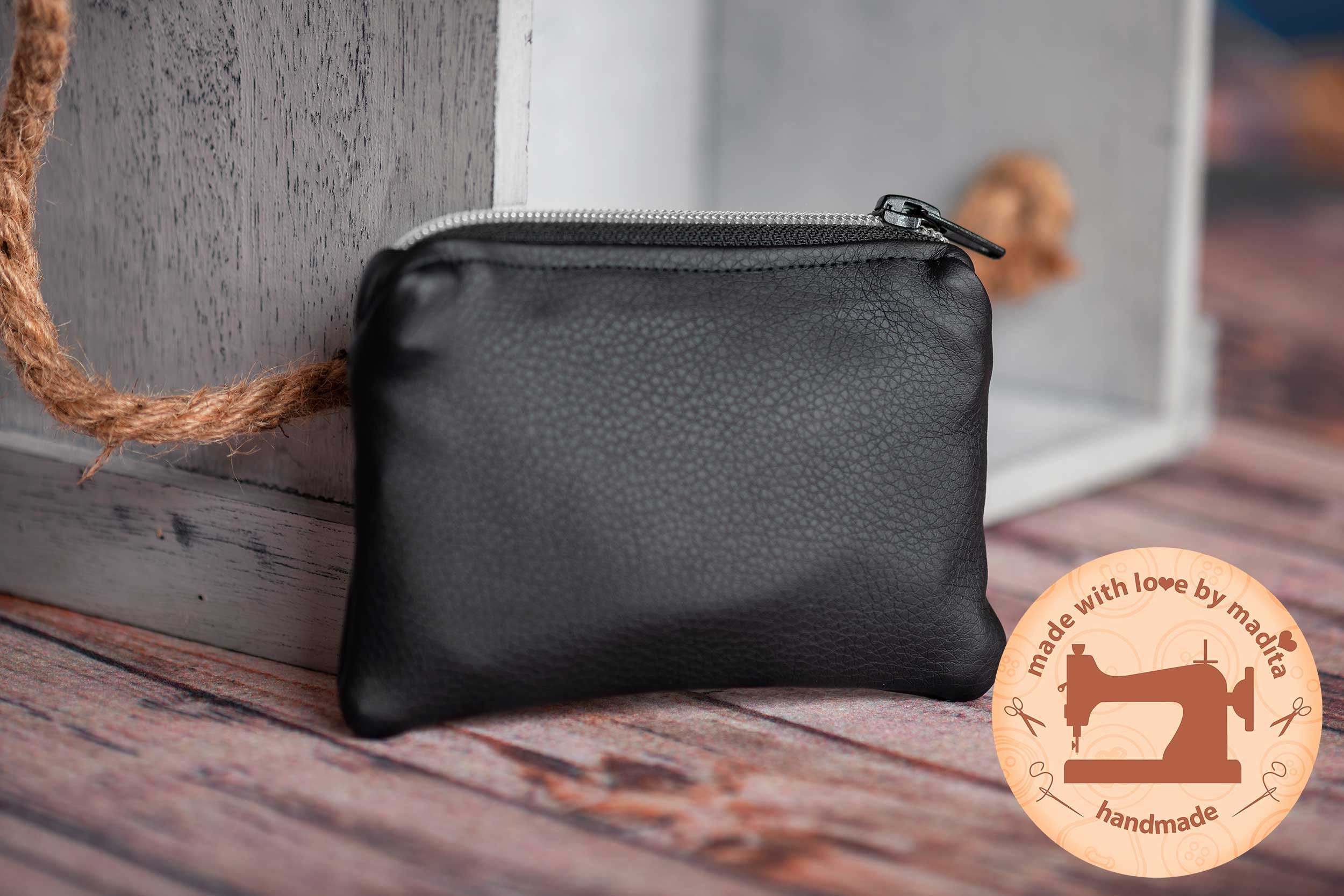 Leather key case / black key pocket / practical key case / | Etsy