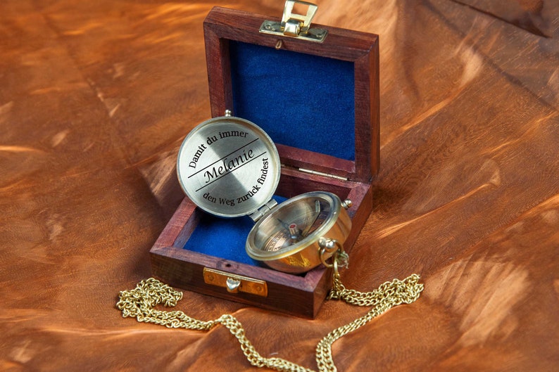 Personalized compass made of brass with a vintage look with your desired engraving and a stylish wooden box image 7