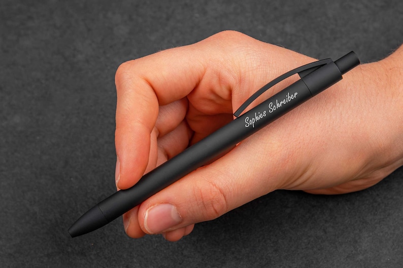 Personalisierter Kugelschreiber mit individueller Gravur keine Schrift/Gravur