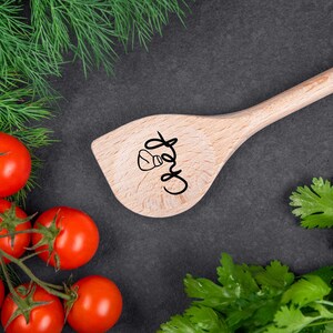 Wooden spoon personalized with a heart image 9