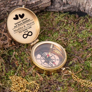 Personalized compass made of brass with a vintage look with your desired engraving and a stylish wooden box image 3