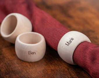 Napkin ring with personalized laser engraving