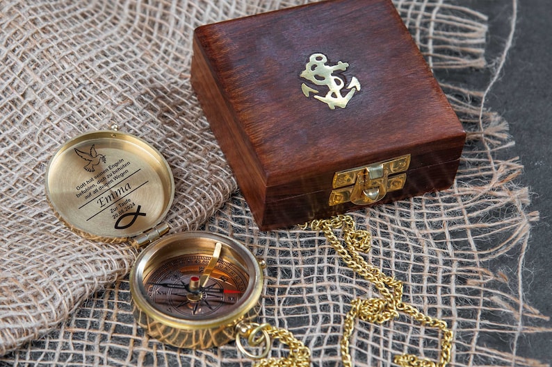 Personalized compass made of brass with a vintage look with your desired engraving and a stylish wooden box image 5