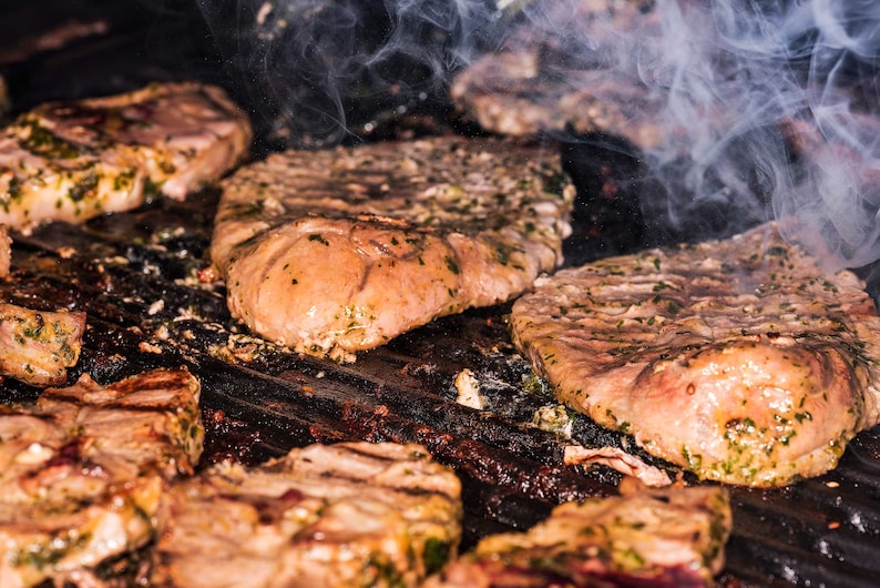 Personalisierte Grillzange mit Flaschenöffner Bild 10