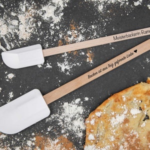 Personalized dough scraper