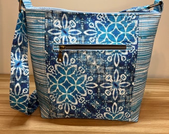 Handmade Chilly Blue Hues Shoulder Bag