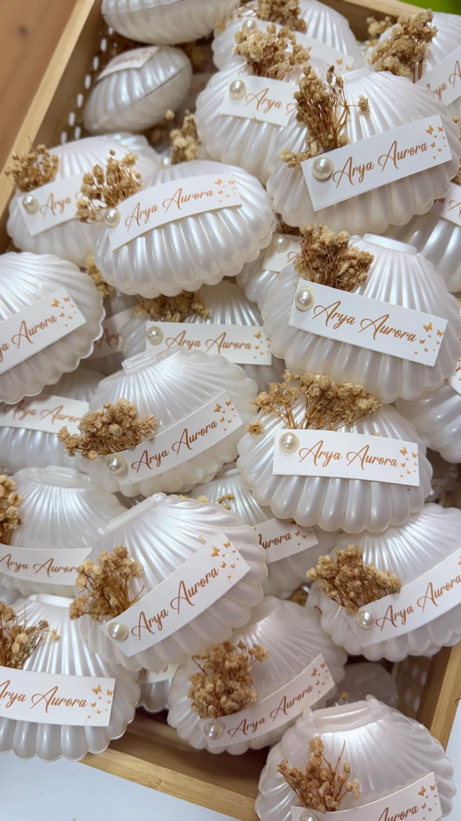 Personalized Rose Wedding Candle Favor: Handmade Bridal Party Gift - Etsy
