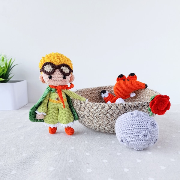 Peluche petit prince au crochet pour premier cadeau d'anniversaire, Petit prince personnalisé avec renard, Poupée en coton bio, Cadeau pour amoureux des livres