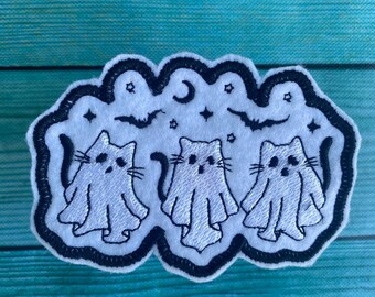 Ghost Cat Embroidered Patch: Halloween Sew On Felt Applique