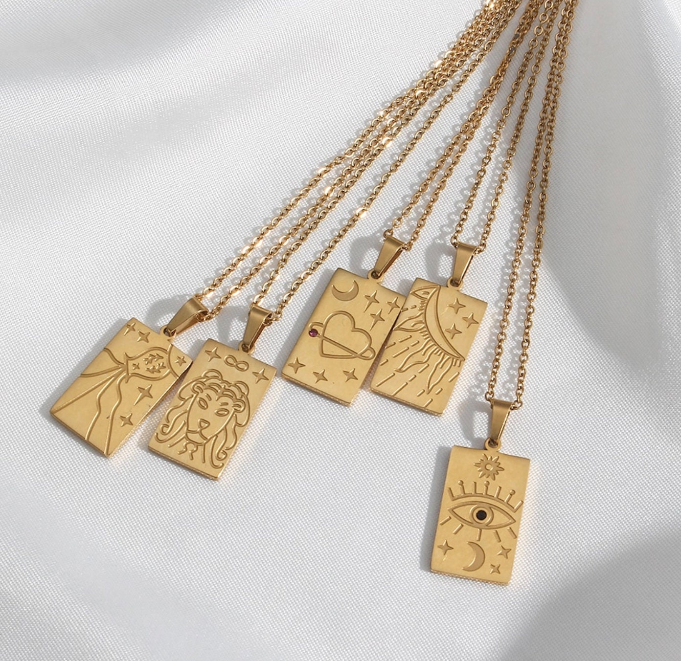 Gold Tarot Card Necklace | Evil eye jewelry, Eye jewelry, Themed jewelry