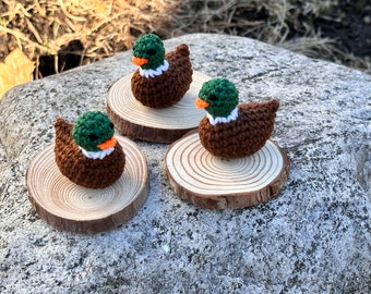 Crochet Mallard Duck,Small Duck , Bird Figurine .