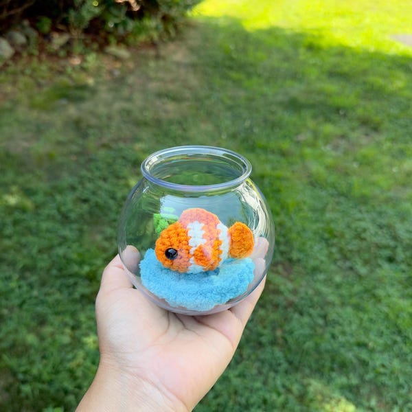 Crochet Small fishbowl,Adopt a fish ,Small goldfish .