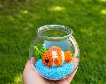 Handmade Crochet Goldfish in Aquarium, Pet Fish Gift Decor
