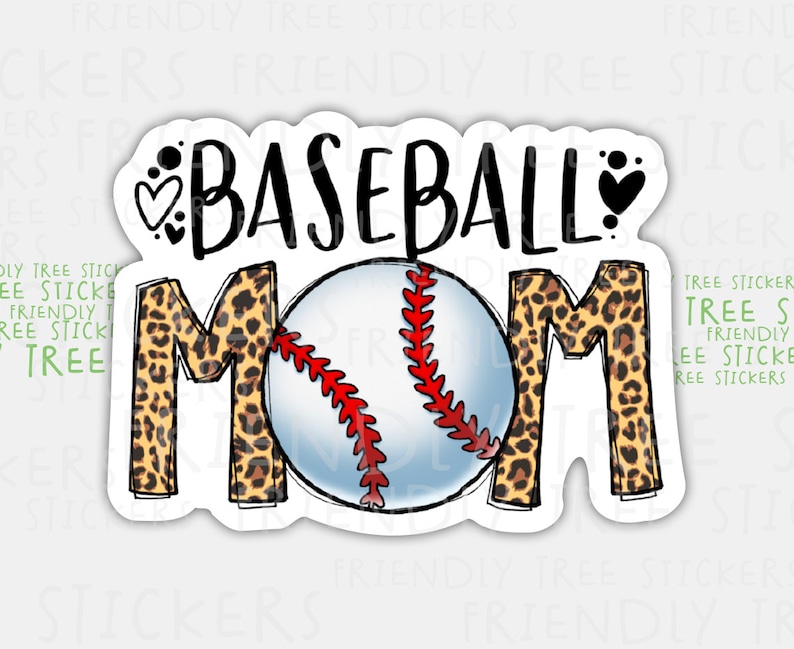 K&ouml;nnte beinhalten: Ein Aufkleber mit Leopardenmuster, auf dem "Baseball Mom" steht und in der Mitte ein Baseball ist. Der Baseball ist wei&szlig; mit roten N&auml;hten.