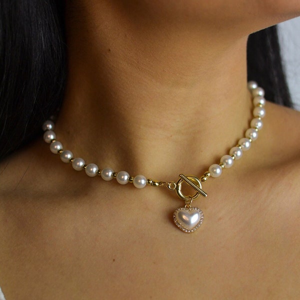 Pearl necklace with heart,pearl necklace,costume jewelry,pearl necklace